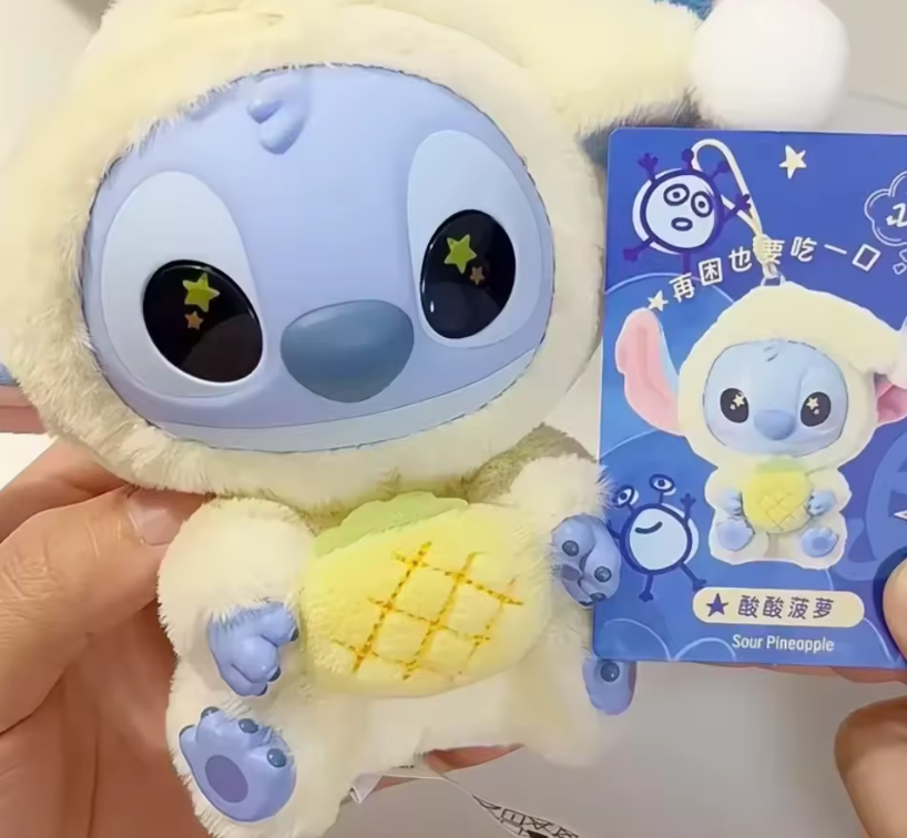 Figura sorpresa Stitch Labubu caja misteriosa