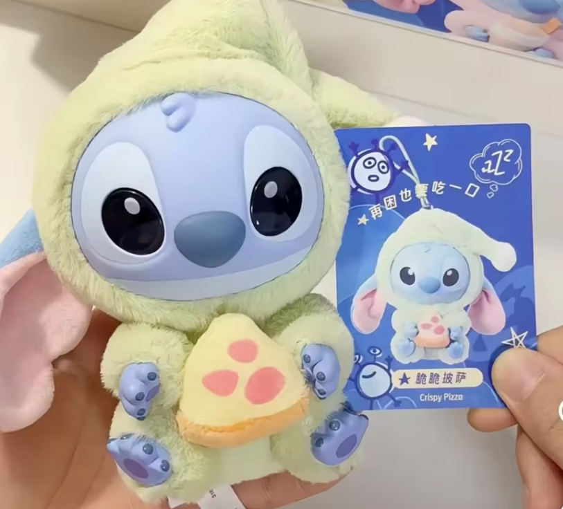 Figura sorpresa Stitch Labubu caja misteriosa